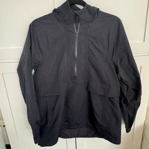 Women’s black lululemon hooded anorak